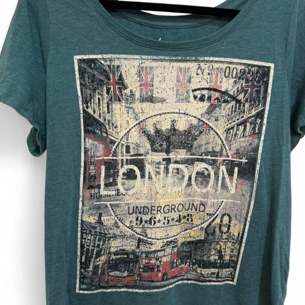 Lane Bryant Women's Green London Union Jack Bus Sparkle Crown T-shirt